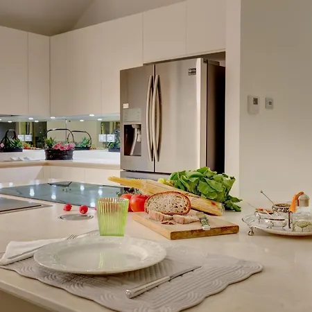 Daire Domus Domitia Luxury Living Roma
